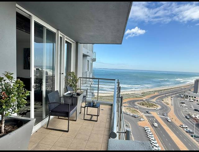 2 BEDROOM APARTMENT TO LET IN BEACHFRONT
